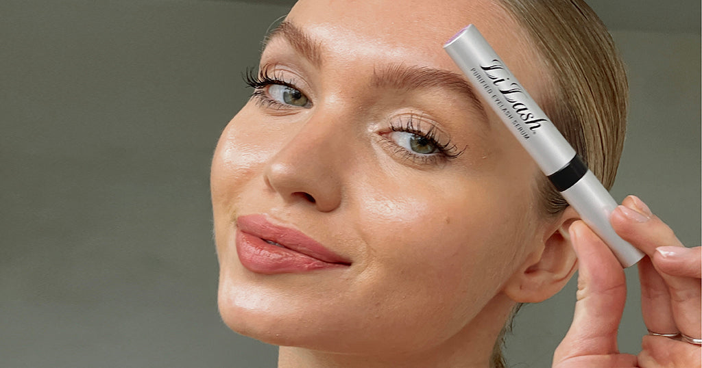 How to Apply Lash Serum:
