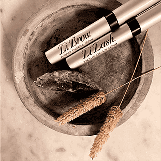 Angela Angeline The Make-Up Junkie - LiLash Beauty